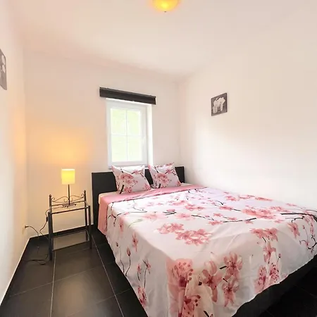 Sur Les Thiers Holiday home *